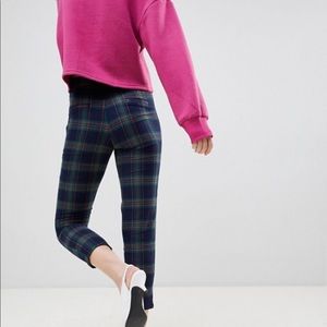 Plaid vintage look flannel pants!